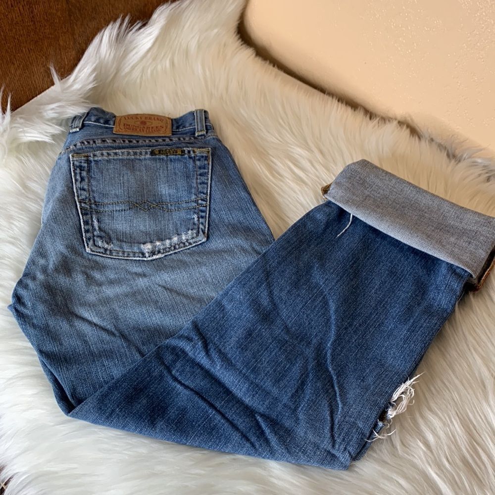 Lucky Brand Distressed Sweet Dream Cuffed Crop Size 4/27 - Picture 15 of 16
